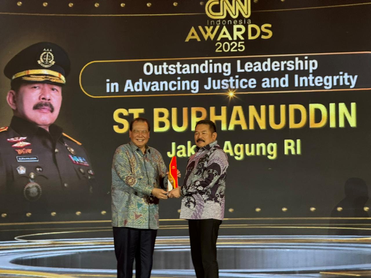 CNN Indonesia Nobatkan Jaksa Agung ST Burhanuddin Sebagai Pemimpin Penuh Integritas
