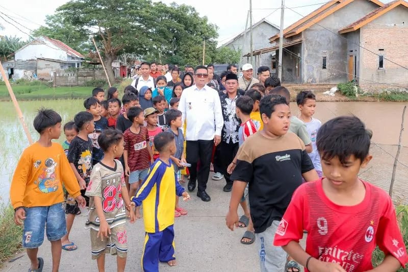 Gubernur Banten Sebut Program Bang Andra Perluas Akses Desa Sukajaya Serang