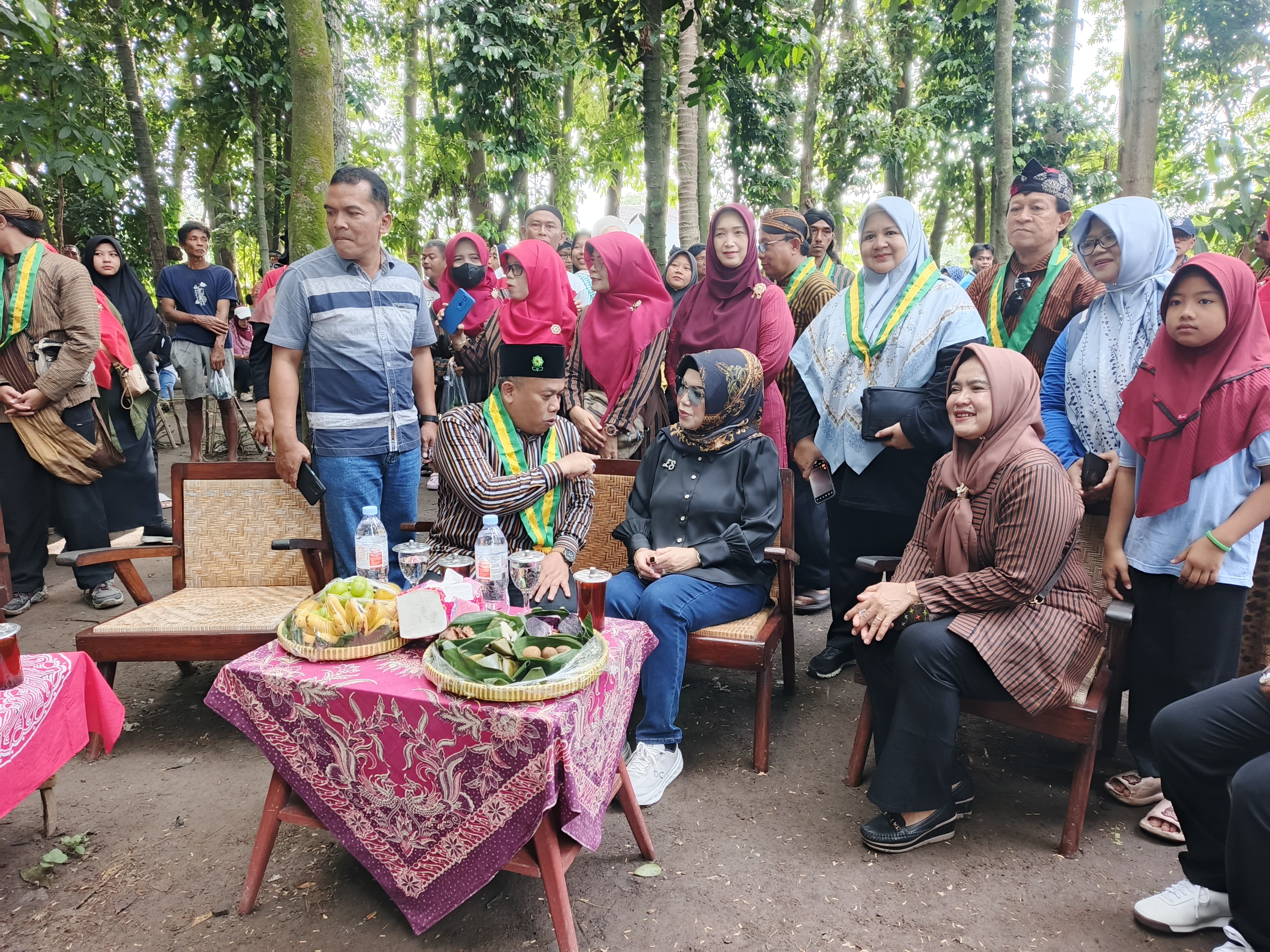 Jejak Kenangan di Pasar Jadoel: Bupati Sukoharjo Resmikan Destinasi Wisata Unik di Gunung Kunci