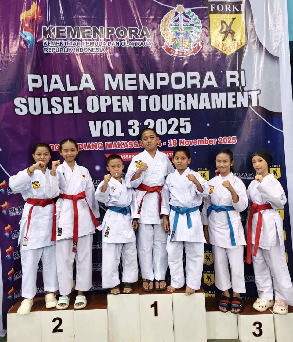 Karateka SD Negeri Borong Makassar Tampil Membanggakan di Kejuaraan Piala Menpora RI 2025