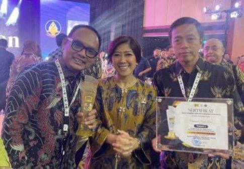 Pemprov Riau Raih Anugerah Media Humas 2025