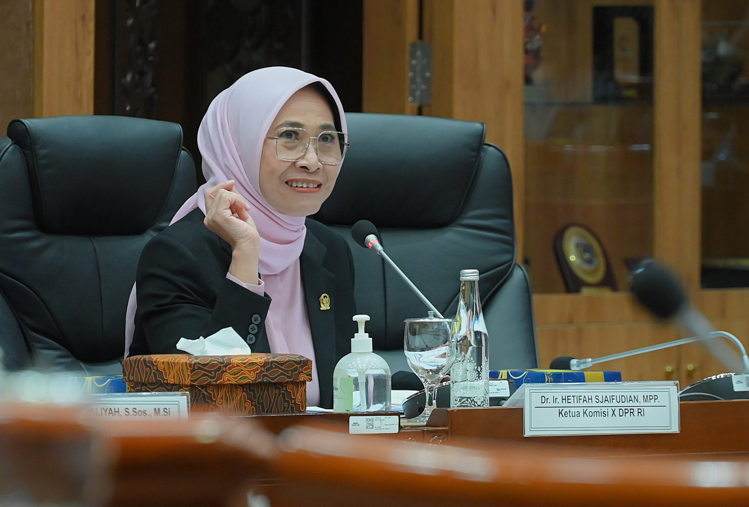 Kebijakan Penghapusan Status Guru Honorer 2025 Jangan Ciptakan Ketidakpastian Baru bagi Pendidik