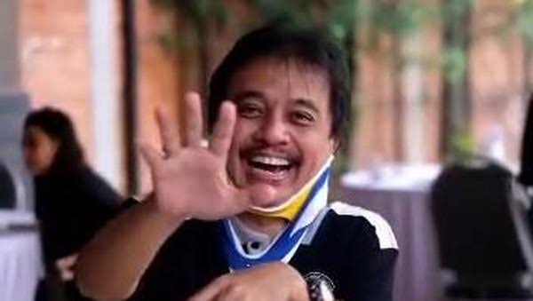 Roy Suryo Cs Dicekal ke Luar Negeri