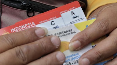 Polri Luncurkan Aplikasi Digital untuk Pembuatan SIM dan Perpanjangan STNK
