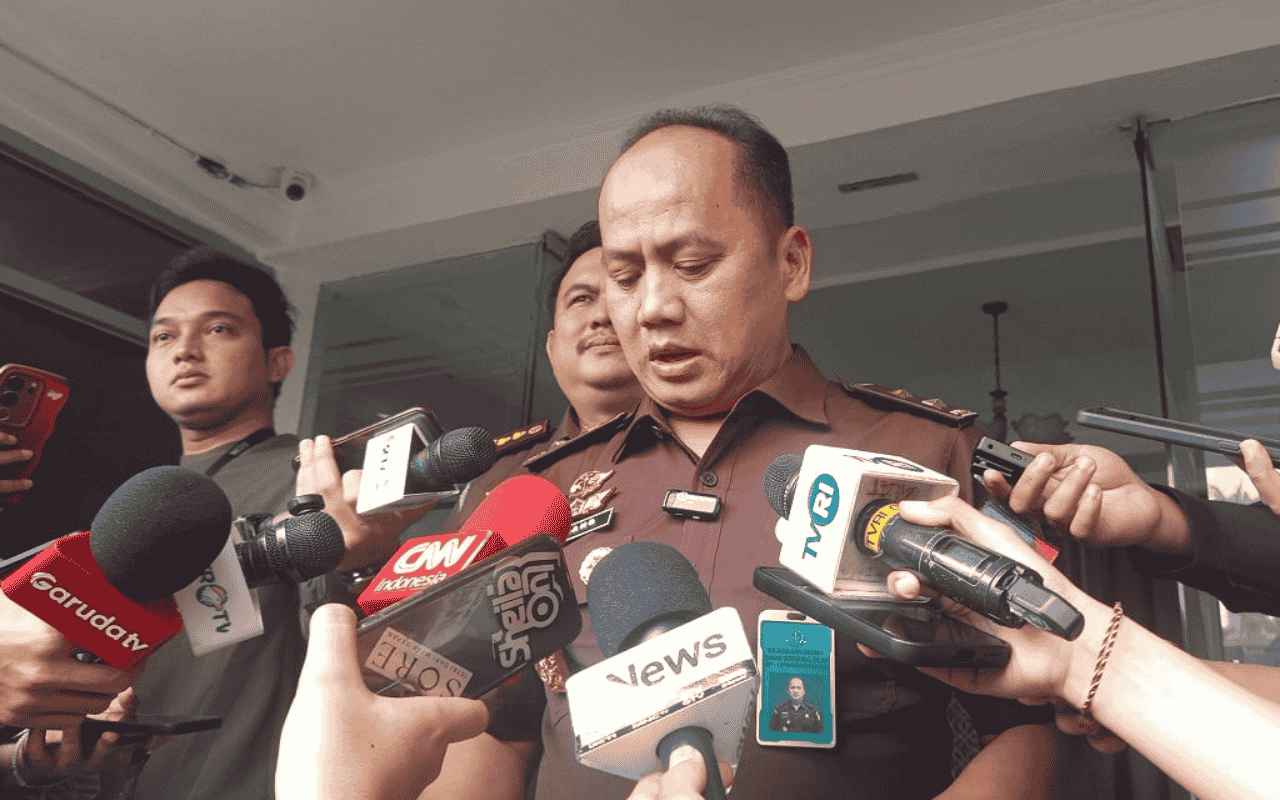 Kejagung Tetapkan Kajari Bangka Tengah sebagai Tersangka