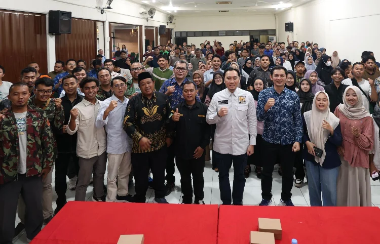 Muda Bukan Wacana : Ibas Ajak Pemuda Magetan Berani Bertani, Berwirausaha, dan Jadi Solusi Bangsa