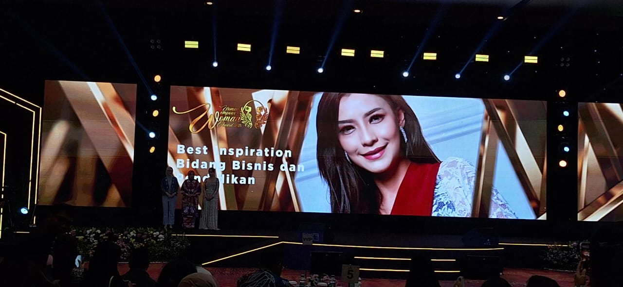 Karina Rasmita, Pemerhati Pendidikan Asal Batam Raih Penghargaan “Best Inspiration Pendidikan dan Pelayanan Masyarakat”