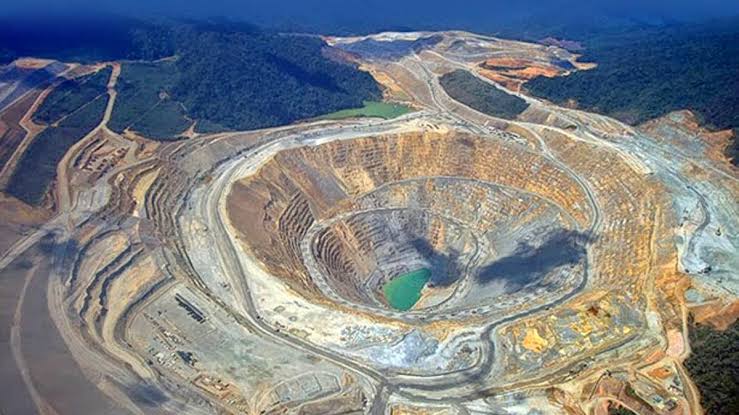 Prabowo Berencana Kasih 10 Persen Saham Freeport ke Rakyat Papua