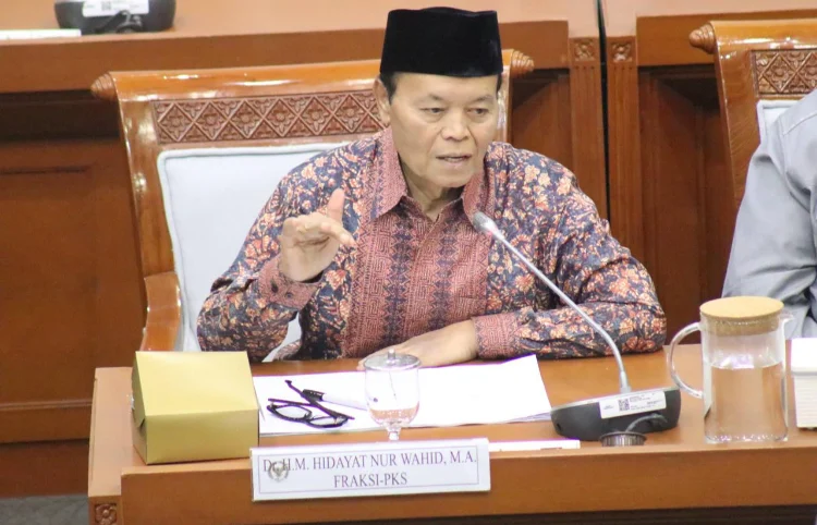 Mencegah Terjadinya Gagal Berangkat Haji, HNW Dorong Kemenhaj Bentuk Tim Verifikasi Administrasi Dana Haji Khusus