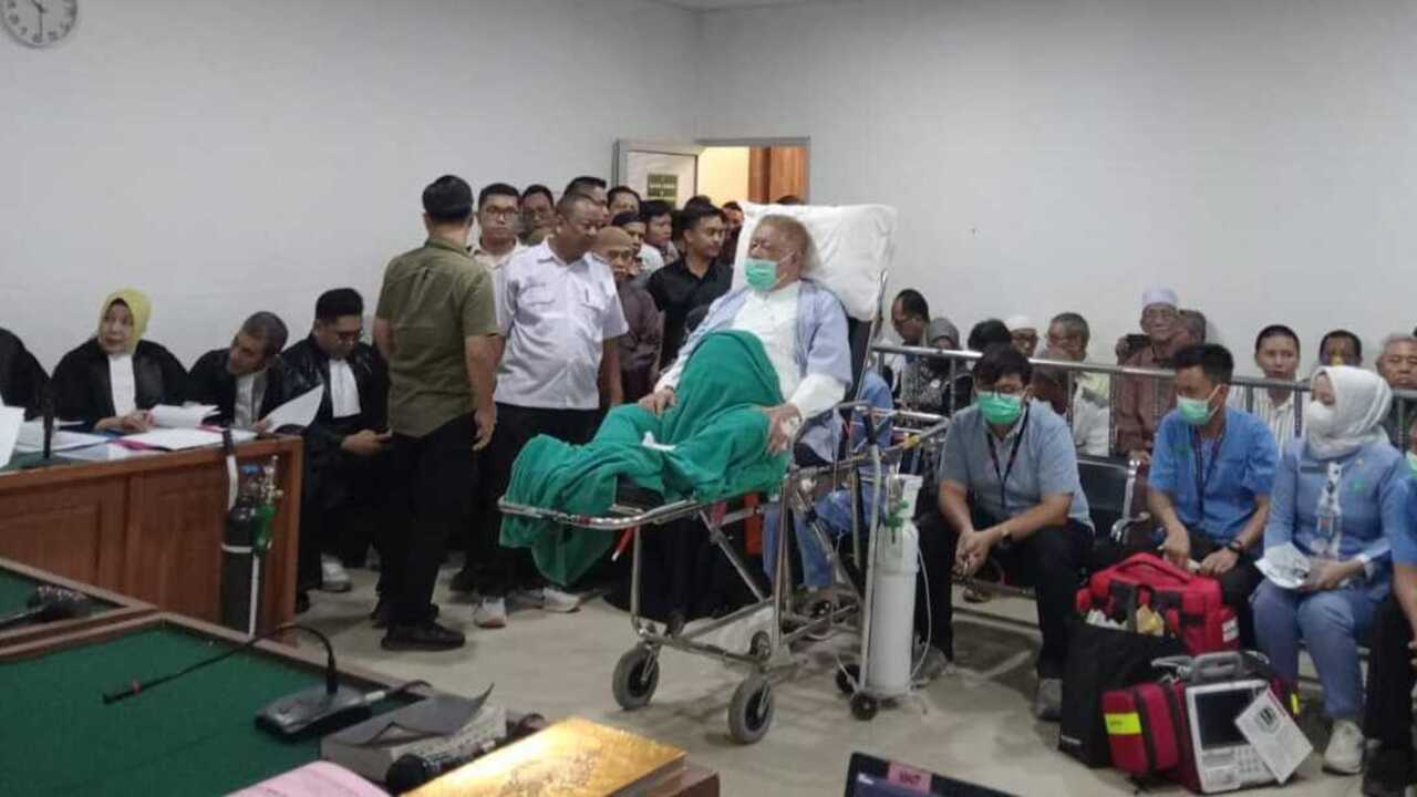 Terdakwa Haji Alim Meninggal Dunia