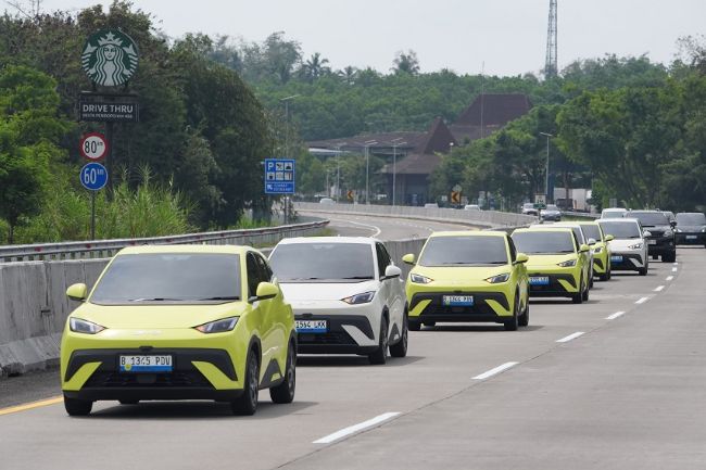 Pemerintah Hentikan Insentif Mobil Listrik Tahun Ini