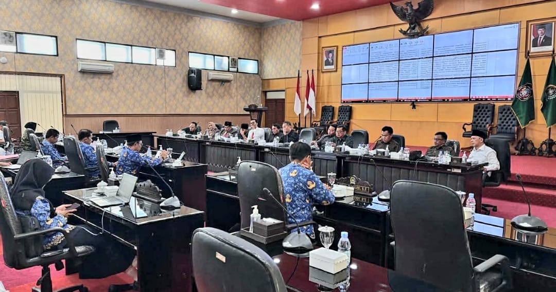 Tolak Pengurangan Tenaga Outsourcing, DPRD Kota Blitar Pertanyakan Alokasi Rp14,06 Miliar Belanja Jasa
