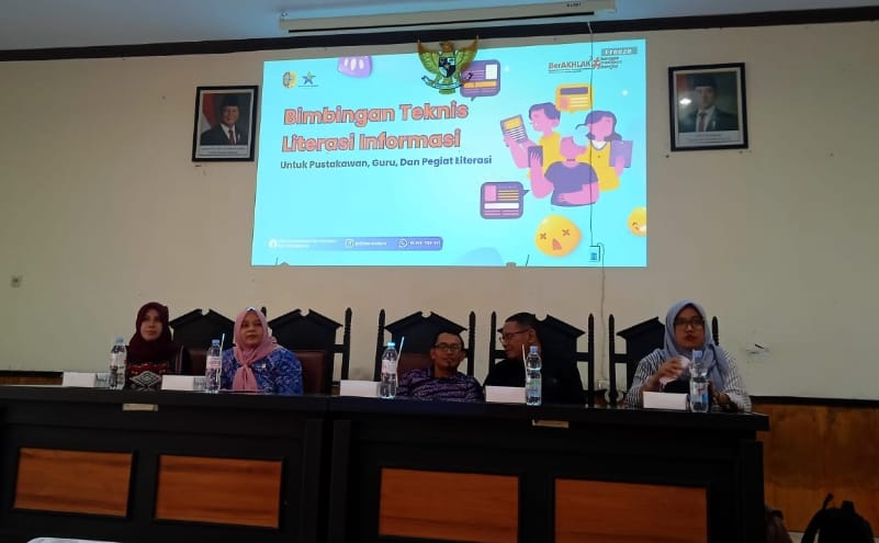 Perkuat Literasi Digital, 120 Pustakawan dan Guru Ikuti Bimtek Literasi Informasi di Tulungagung