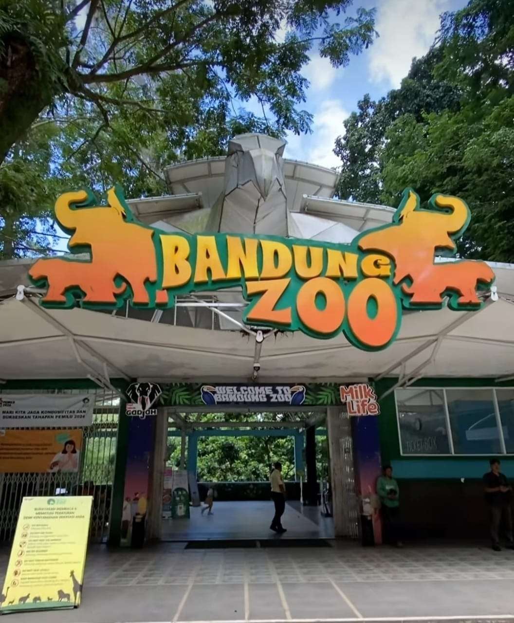 Bandung Zoo: Ketika Kekuasaan Mendahului Hukum