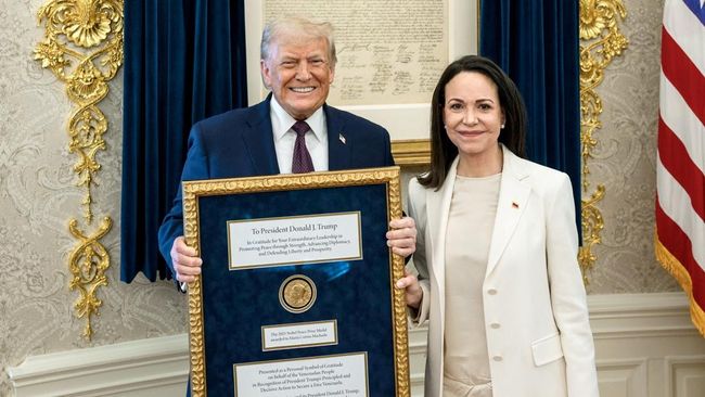 Trum Terima Hadiah Nobel Perdamaian