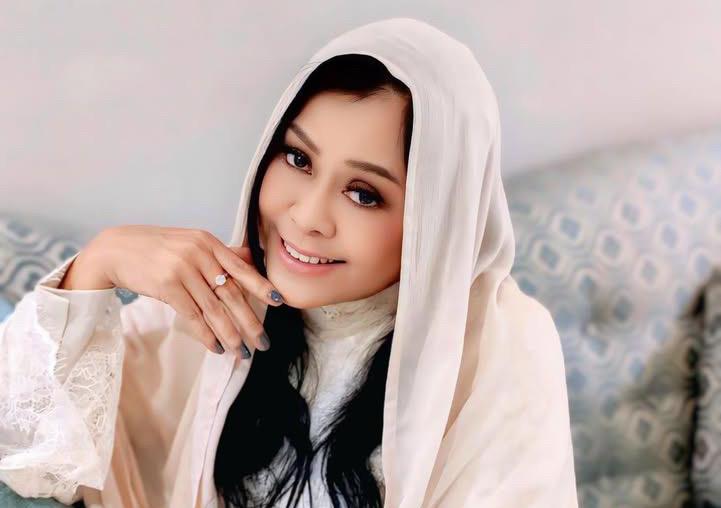 Rita Effendy Sambut Ramadhan 2026 Lewat Single Religi “Cahaya Hatiku”