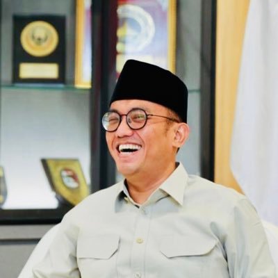 Perkara 'Cangkem', Wamenhaj Dahnil Minta Dicopot