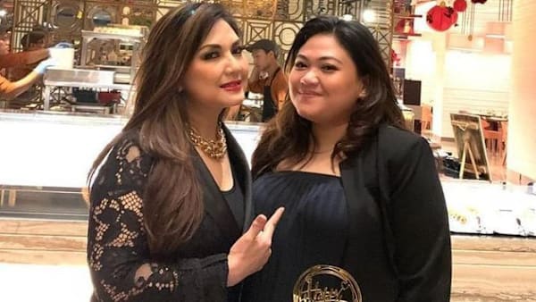 Diduga Terlibat CPNS Bodong, Nia Daniaty dan Anak Jadi Perbincangan