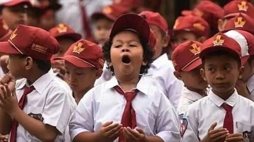 Pemerintah Batal Terapkan Sekolah Daring