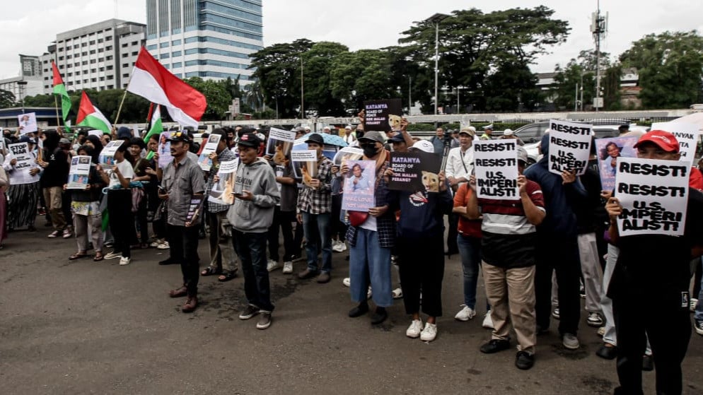 Massa Demo di Gedung DPR, Desak Indonesia Batalkan ART dan Keluar dari BoP