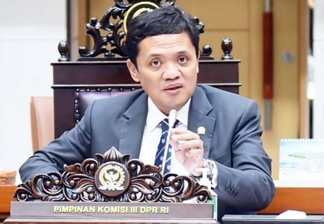 Komisi III DPR Kecam Penyiraman Air Keras Aktivis KontraS Andrie Yunus, Desak Polri Tangkap Pelaku