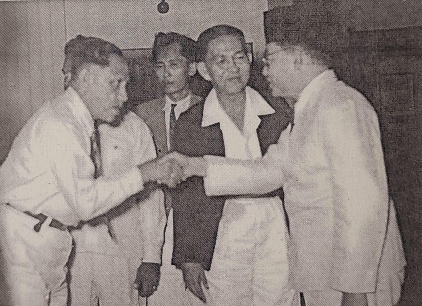 Buku Biografi Ajoeba Wartabone dan Pentingnya Arsip Sejarah