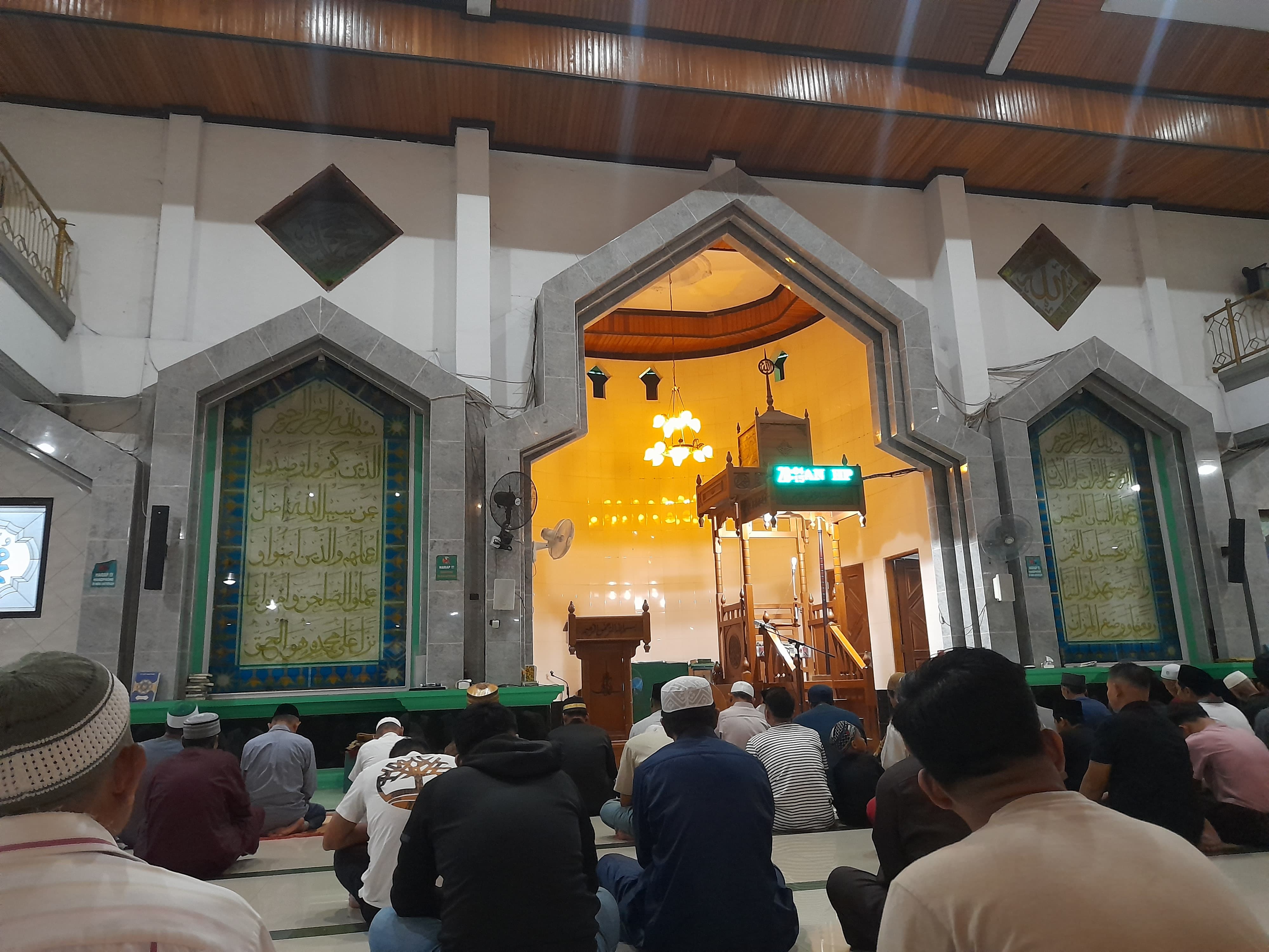 Di Ujung Ramadan Masjid Agung Syuhada Masamba, Kita Belajar Menghitung yang Tak Terlihat