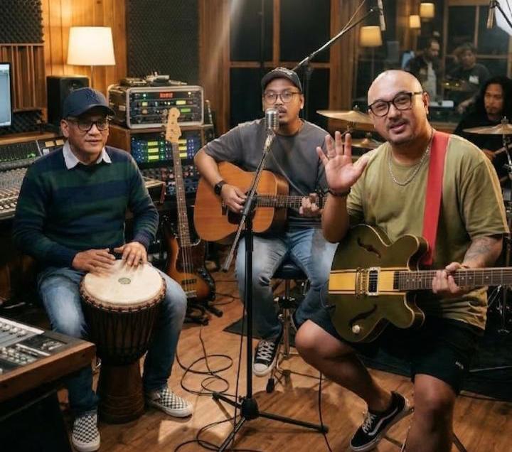 Langit Cerah Band Perkenalkan Karya Emosional, Siap Ramaikan Musik Indonesia