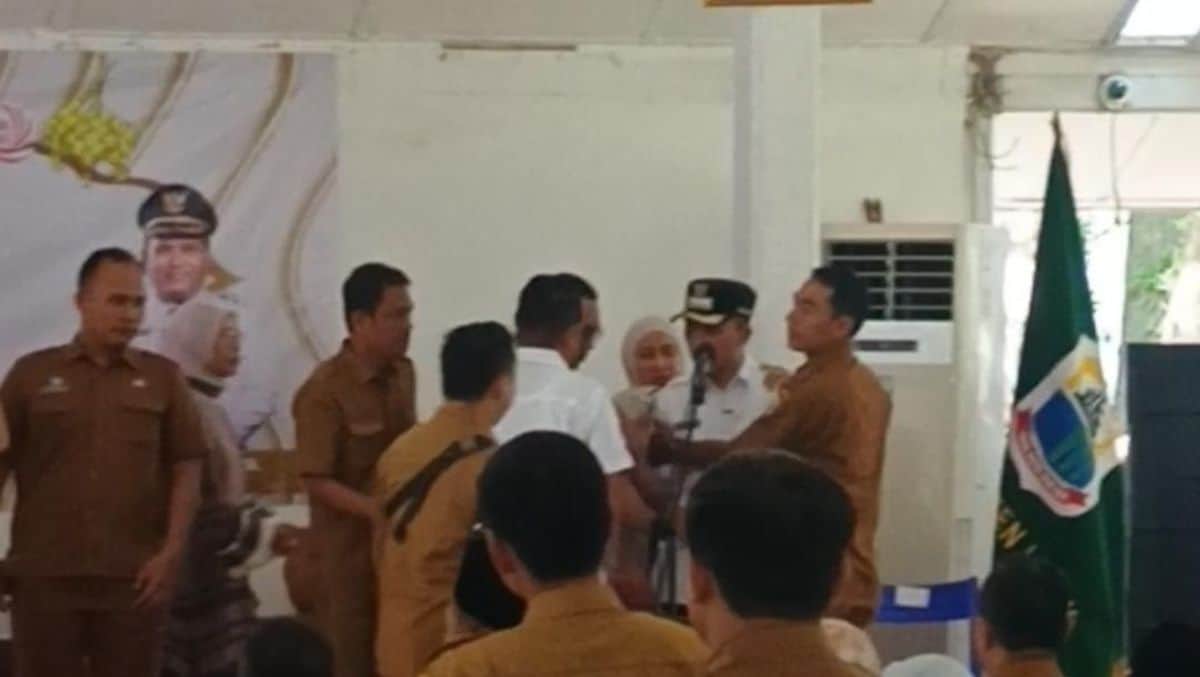 Disindir Mantan Napi, Wakil Bupati Lebak Walk Out