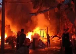 Pabrik Terpal di Gunung Putri Terbakar