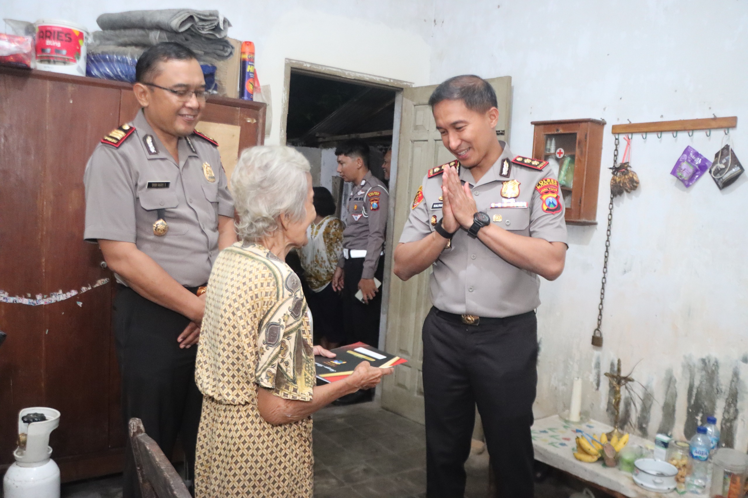 Polres Blitar Kota Gelar Anjangsana dan Bakti Sosial, Pererat Hubungan dengan Masyarakat