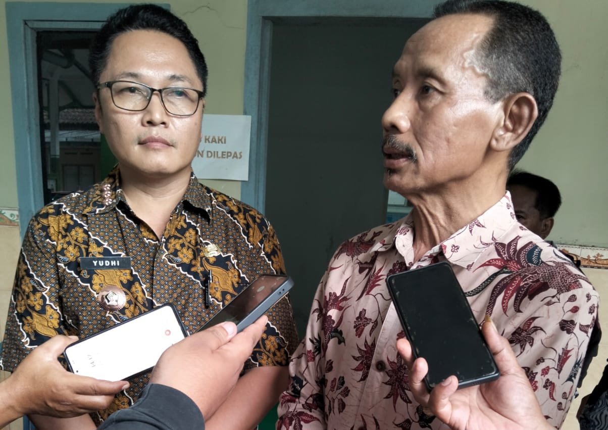 PAW Kades Jambewangi Disorot, Diduga Tak Transparan, Tokoh Masyarakat Protes Keras