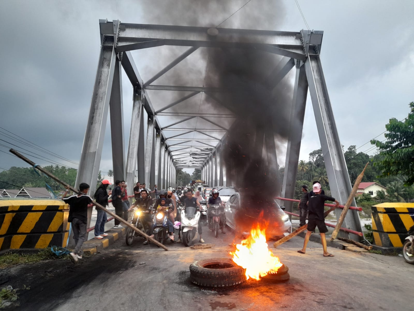 Suara yang Tak Lagi Bisa Diabaikan: Jalan yang Diduduki, Janji yang Ditinggalkan