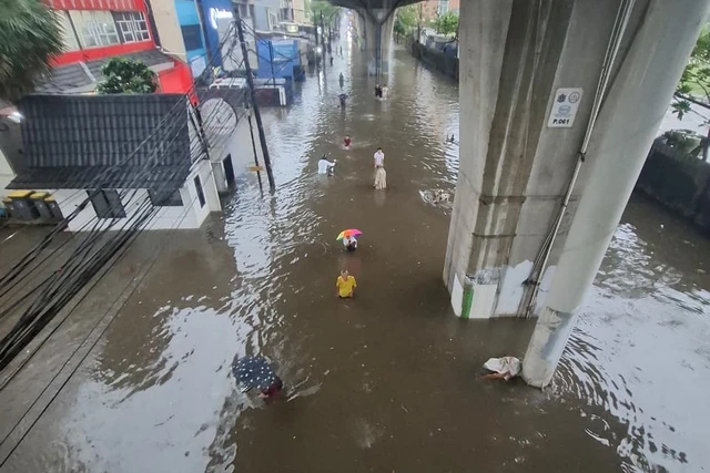 Banjir di Ciledug Raya, Ketinggian Air Capai 70cm