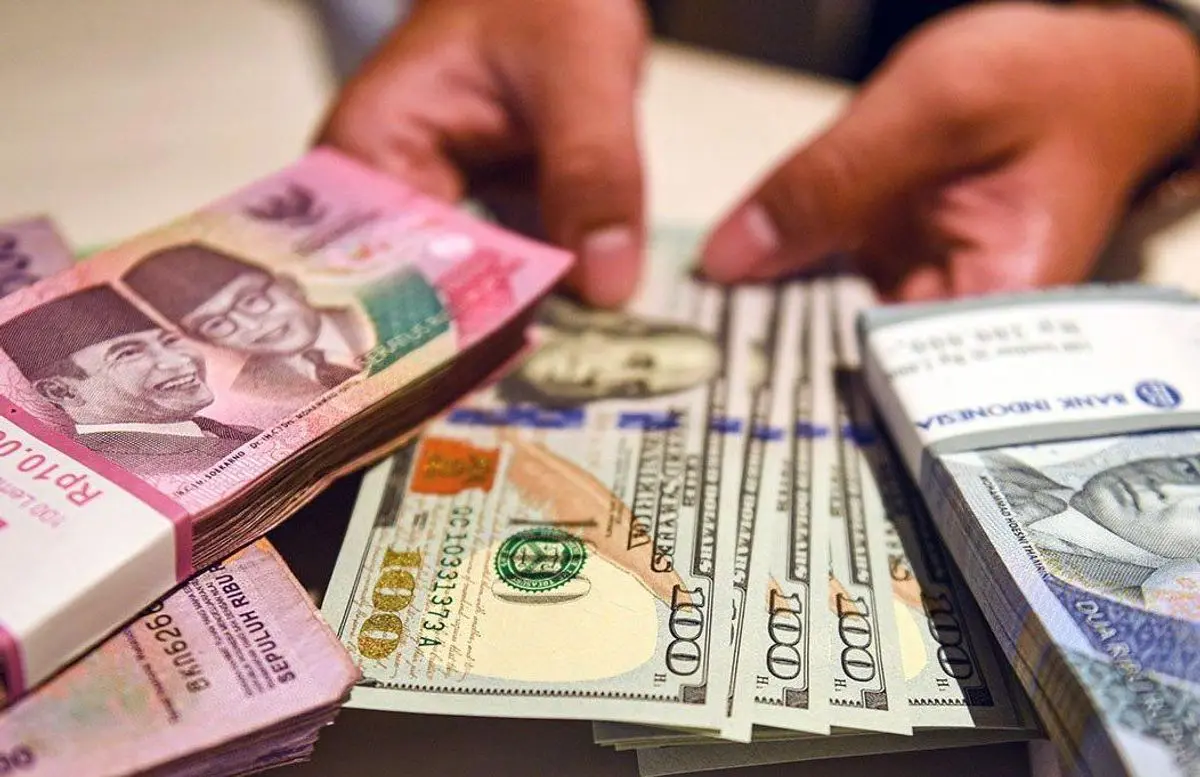 Rupiah Terus Tertekan, Terakhir Tembus Rp17.592
