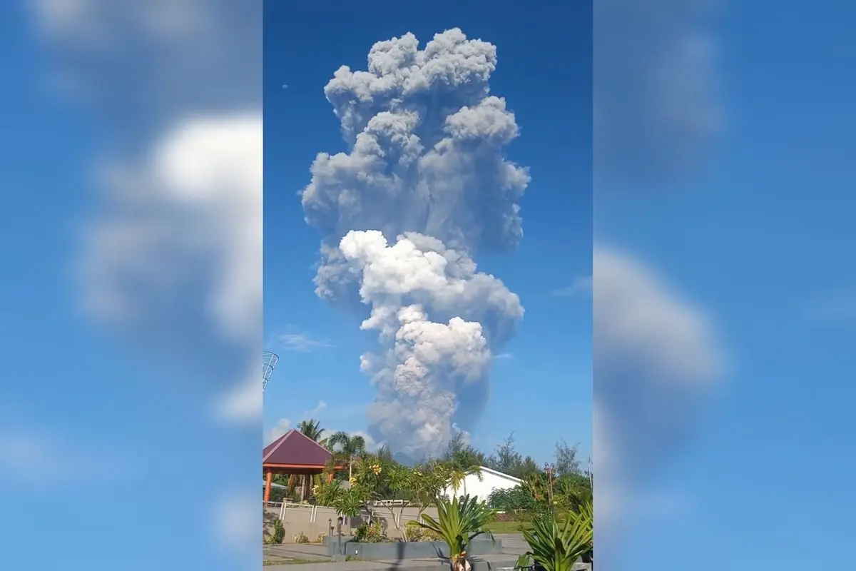 Letusan Gunung Dukono Maluku Utara, Lima Pendaki Alami Luka-Luka