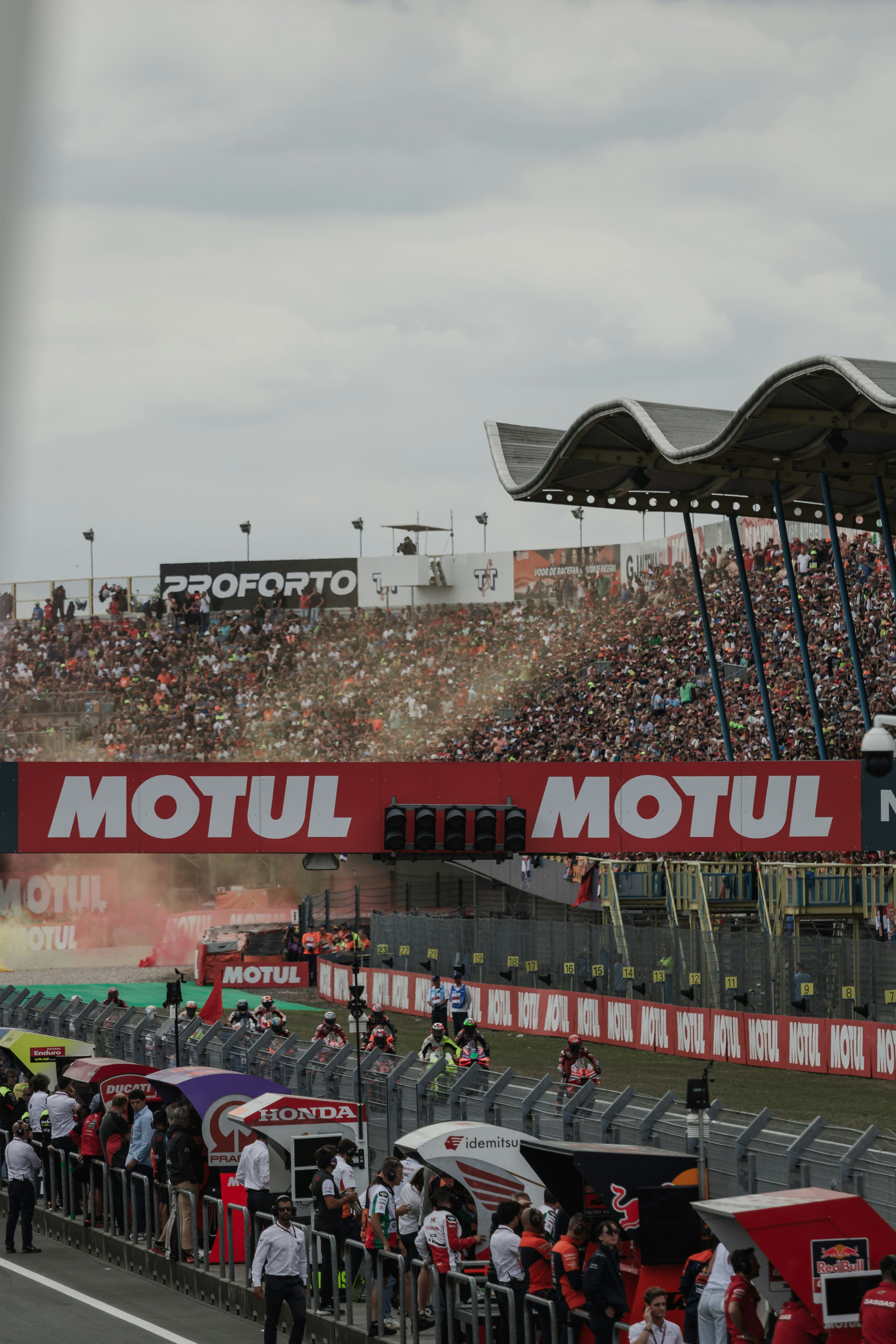 Jorge Martin Raih Kemenangan Perdana Bersama Aprilia di MotoGP Prancis 2026