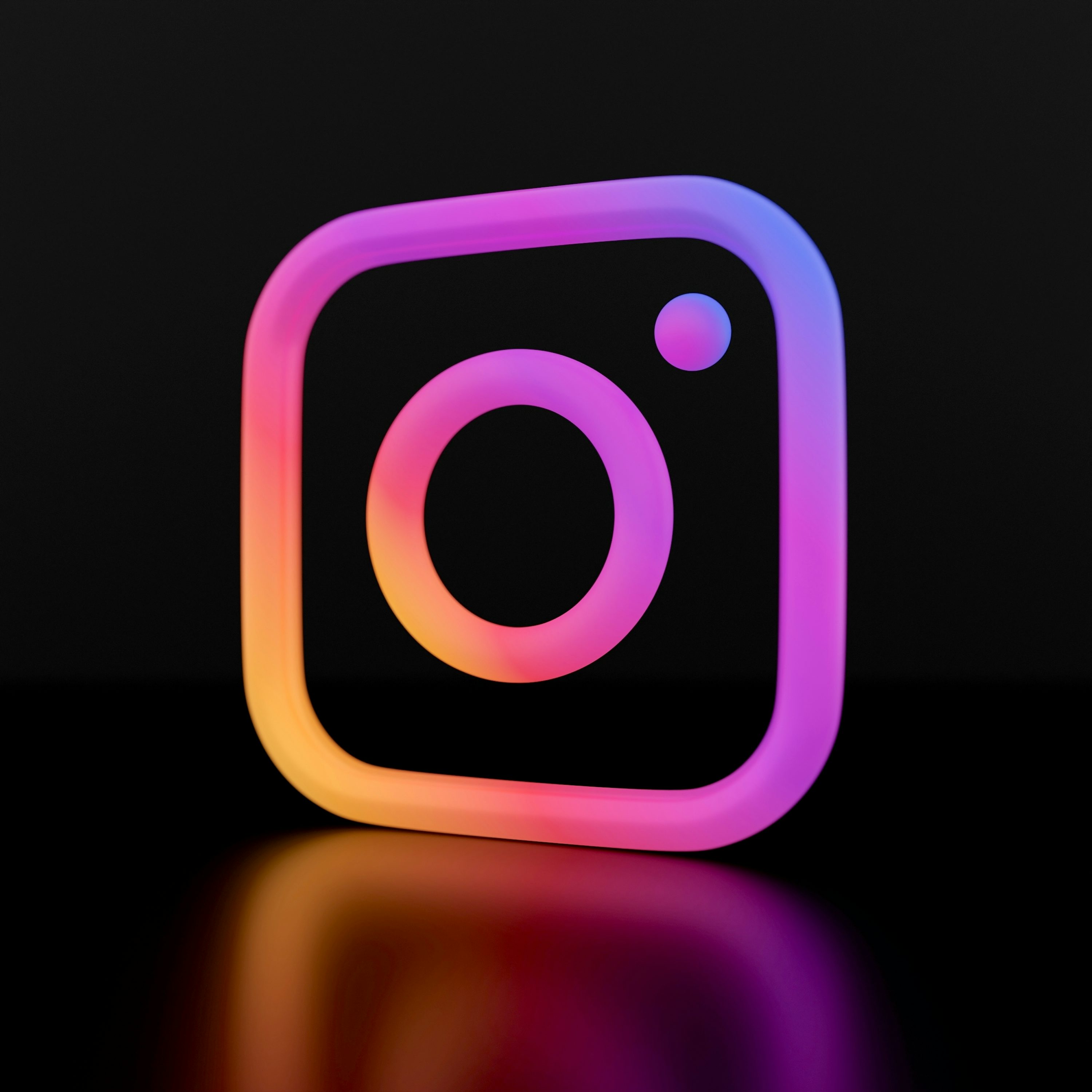 Instagram Terus Berinovasi, Kini Pengguna Sudah Bisa Posting Komentar Pakai Foto