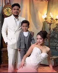 Ajak Aazam, Natalie Holscher Tuai Sorotan di Acara Prewedding