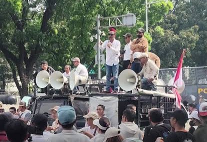 Ratusan Massa Turun ke Jalan, Dukung Program Prabowo