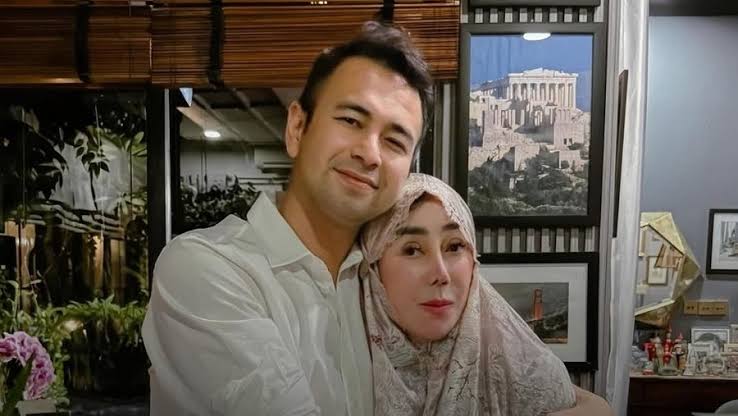Pesan Mama Amy di Tengah Sorotan Tajam ke Raffi Ahmad