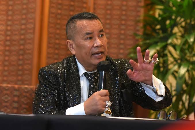 Hotman Paris Sebut Eks Jampidsus Febrie Ardiansyah Tidak Ditahan