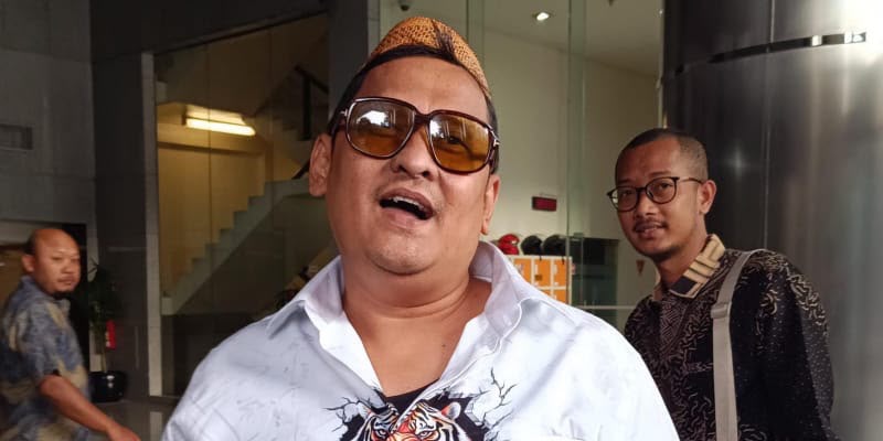 Khofifah Terima Uang Rp38 Miliar Dari Haji Her