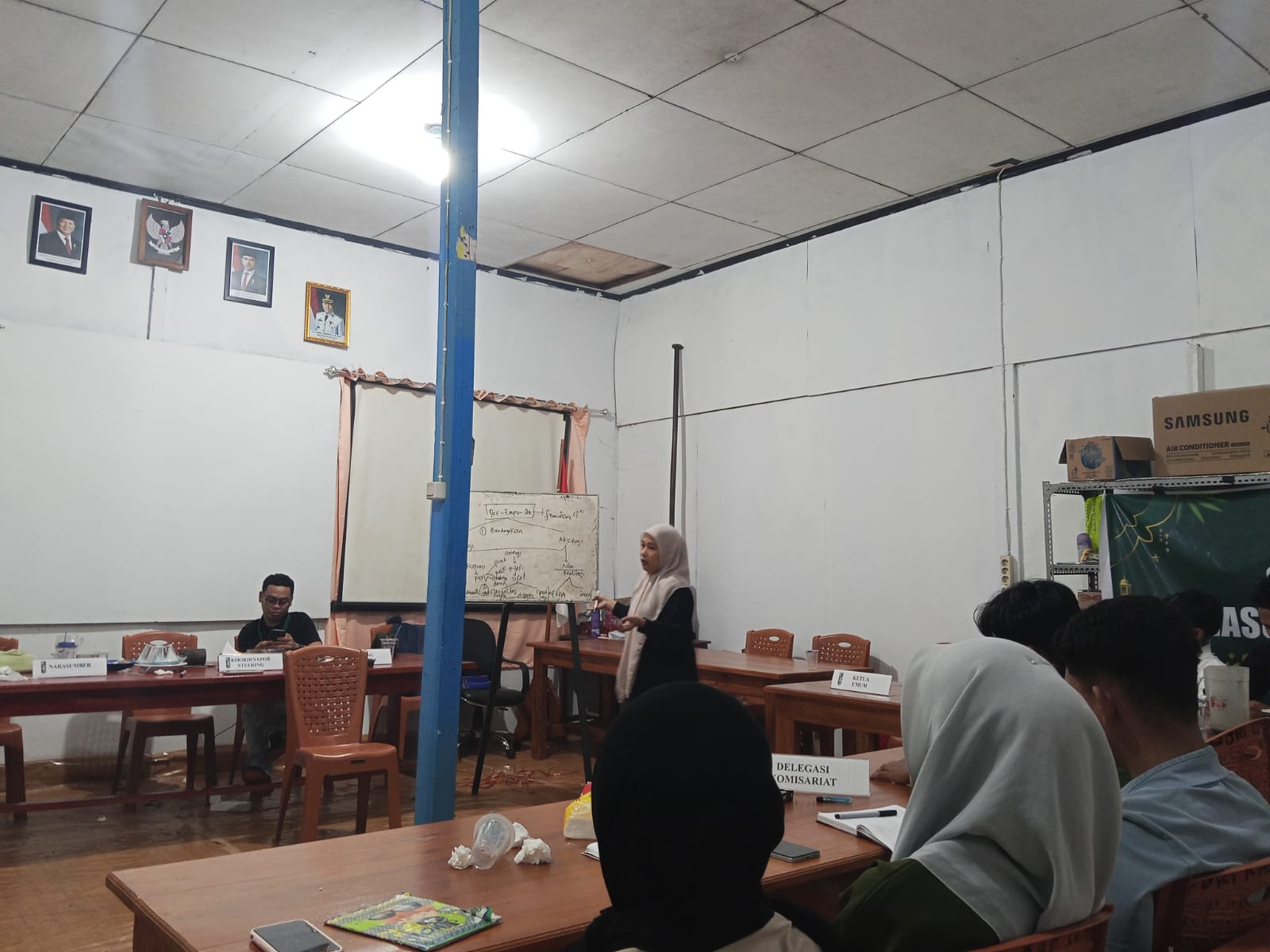 Bukan Perempuan yang Perlu Diberdayakan, Melainkan Cara Kita Melihatnya