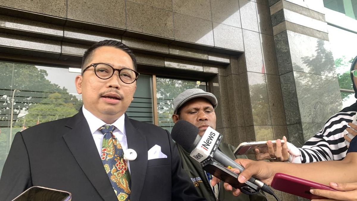 Pasca Insiden Pengusiran, Relawan Gibran Laporkan MK ke MKMK