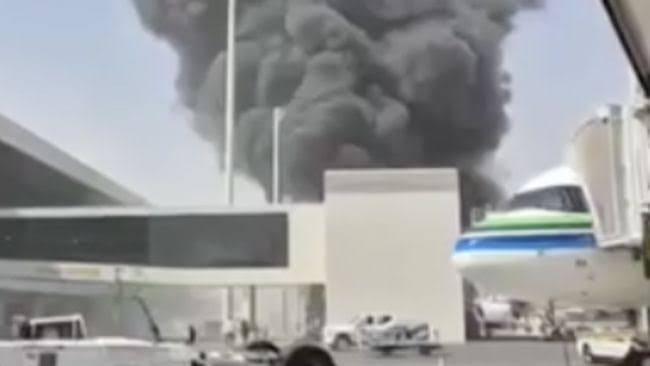 Serangan Rudal Hantam Bandara Arab Saudi