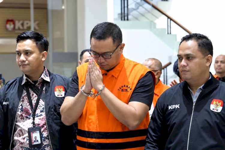 Bupati Klaten Hamenang Wajar Ismoyo Resmi Ditahan KPK