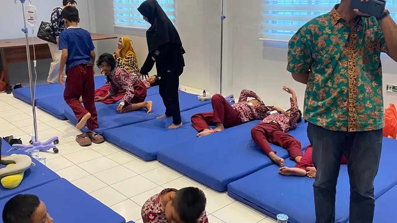 Sebanyak 17 Siswa di Medan Diduga Keracunan Susu MBG