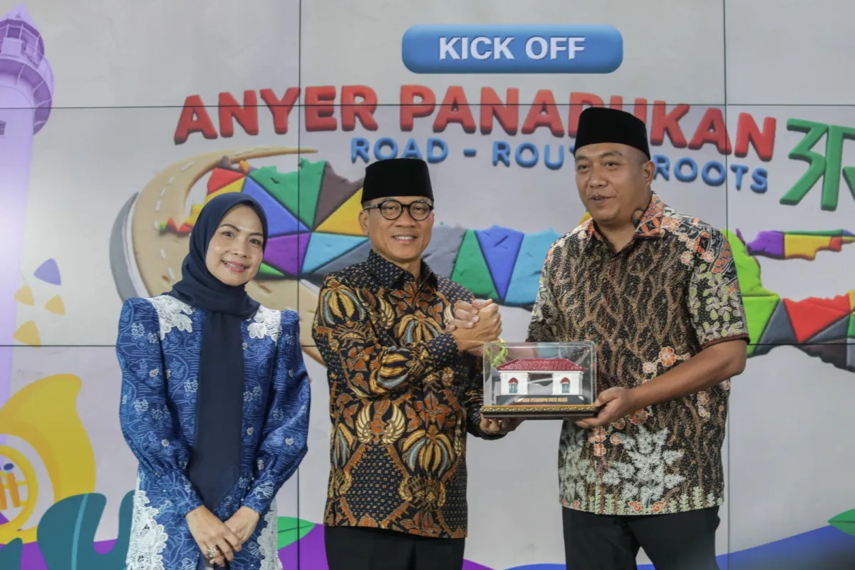 Bupati Serang dan Situbondo Kompak Gelar Anyer-Panarukan 3R