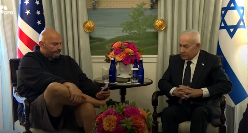 Senat AS Hanya Kenakan Celana Pendek saat Jumpa PM Israel Benjamin Netanyahu